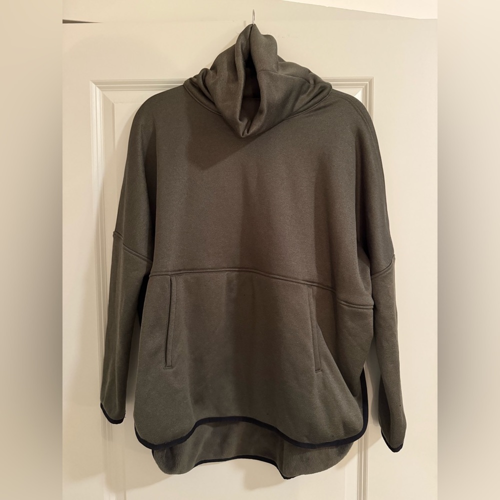 Olive Green Turtleneck Pullover THE NORTH FACE